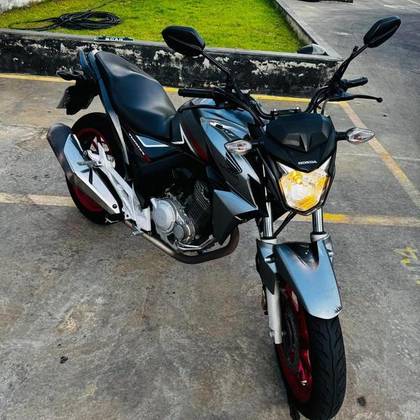 HONDA CB TWISTER 